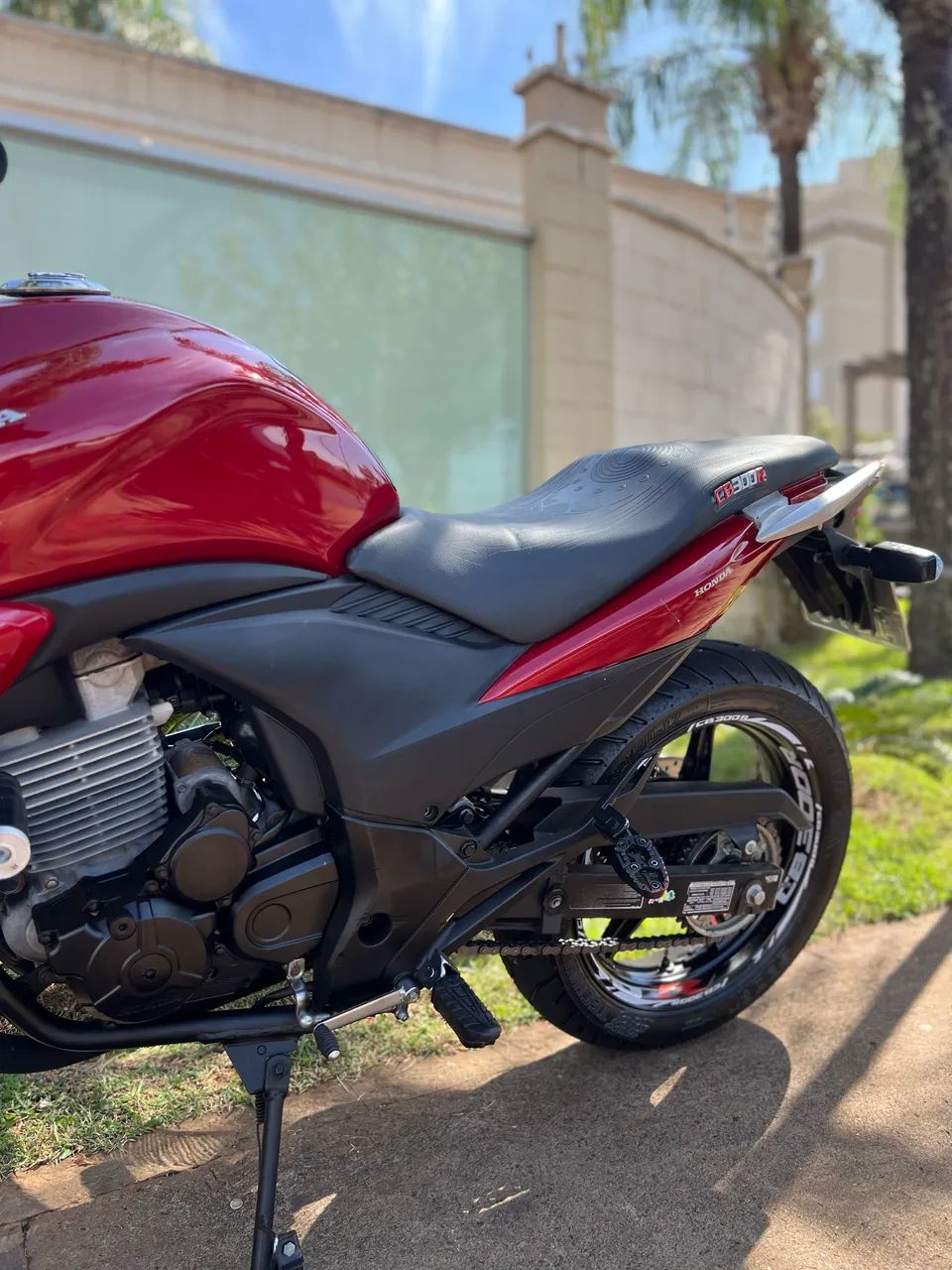 CB 300 - Foto 5