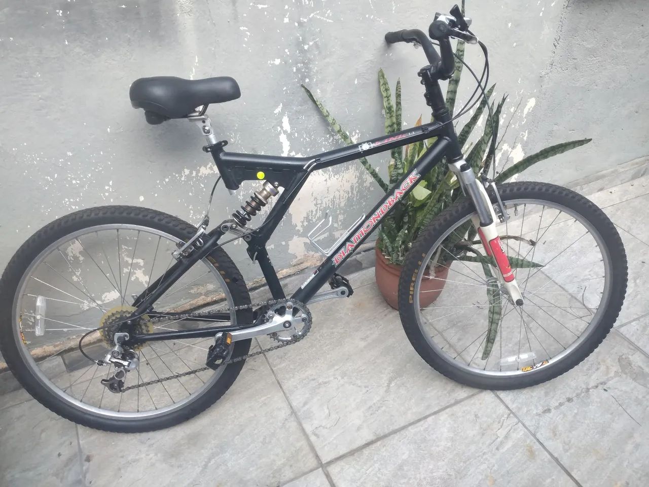 Bicicleta japonesa de trilha
