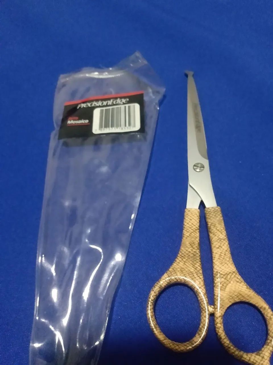 Tesoura curva para tosa profissional PrecisionEdge 