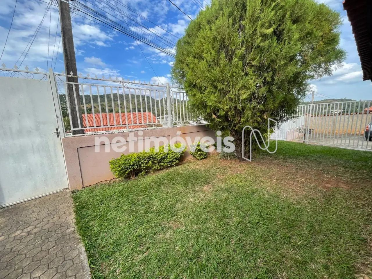 Casa em terreno de 700,00m²; no Centro de Onça do Pitangui/MG - Foto 4