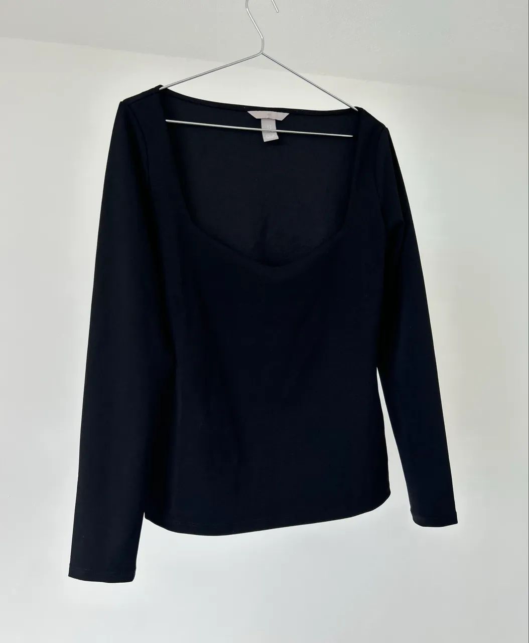 Blusa preta decote coração  - Foto 3