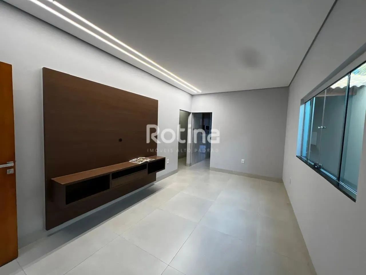 Casa Residencial à Venda no Osvaldo Rezende (Uberlândia)  3 Quartos, 1 Suíte, Piscina e Ch - Foto 5