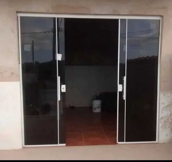 Blind doors and blind windows64993890007170120