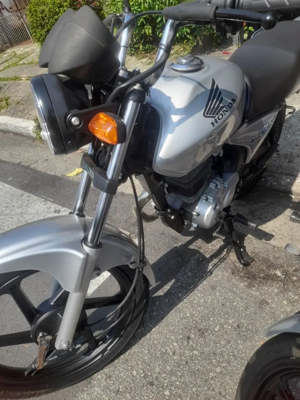 Cg 150  - Foto 4