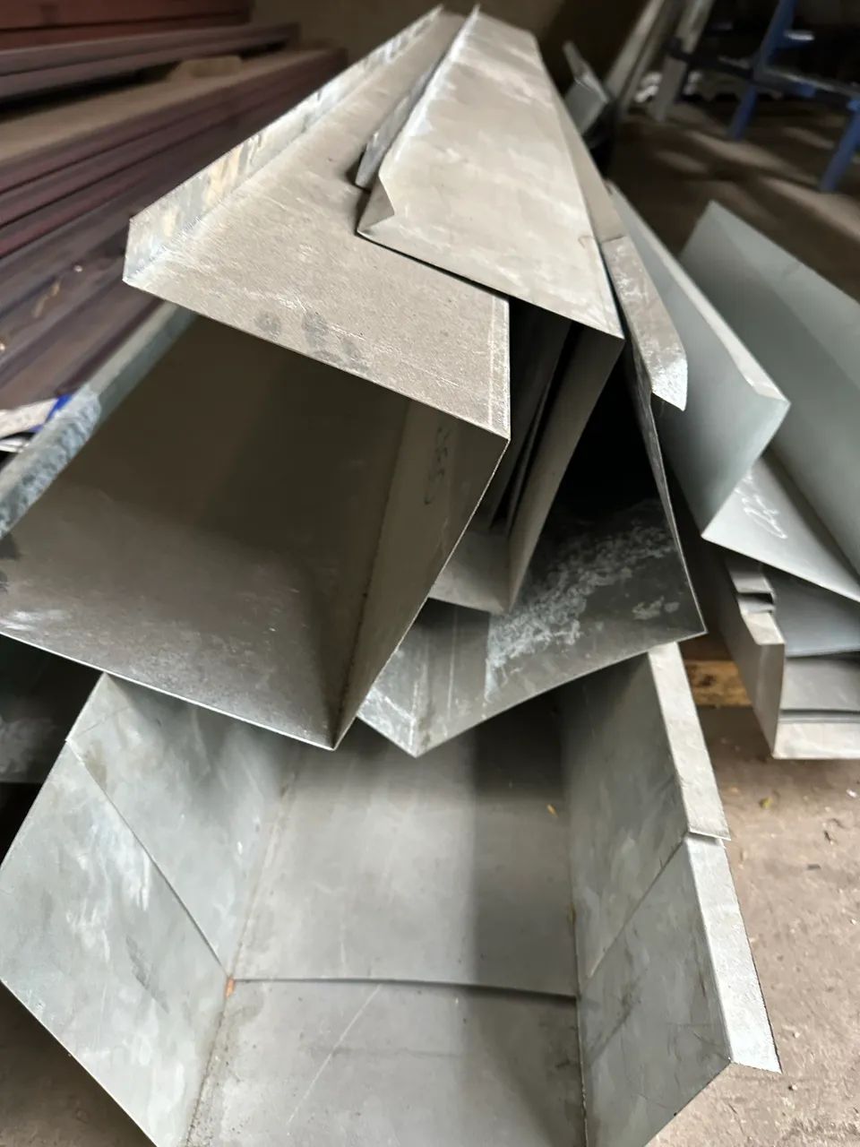 Calhas galvanizadas 150 e 200 - Foto 3
