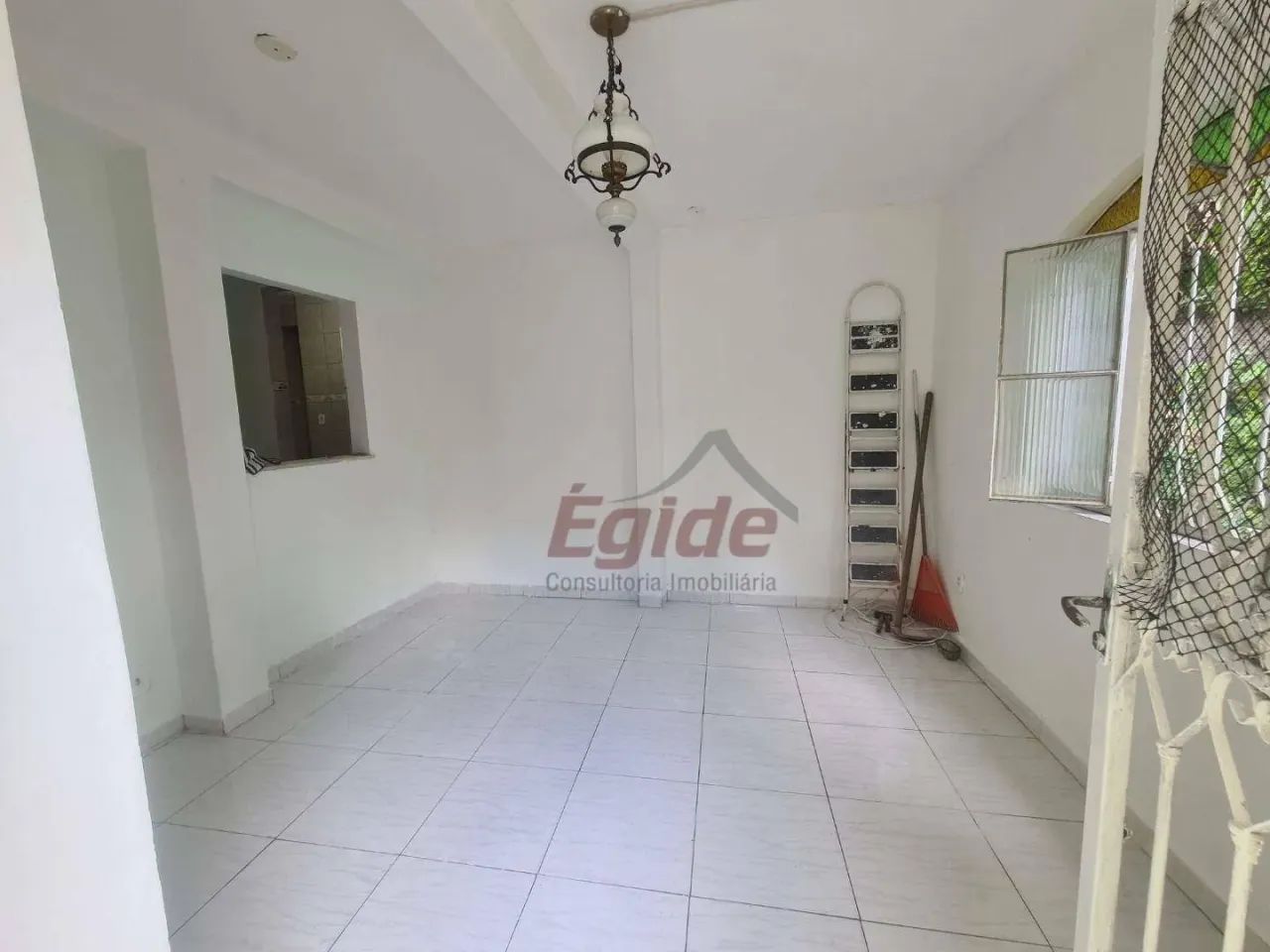 Ótima Casa com 3 dormitórios no Fonseca - Foto 4