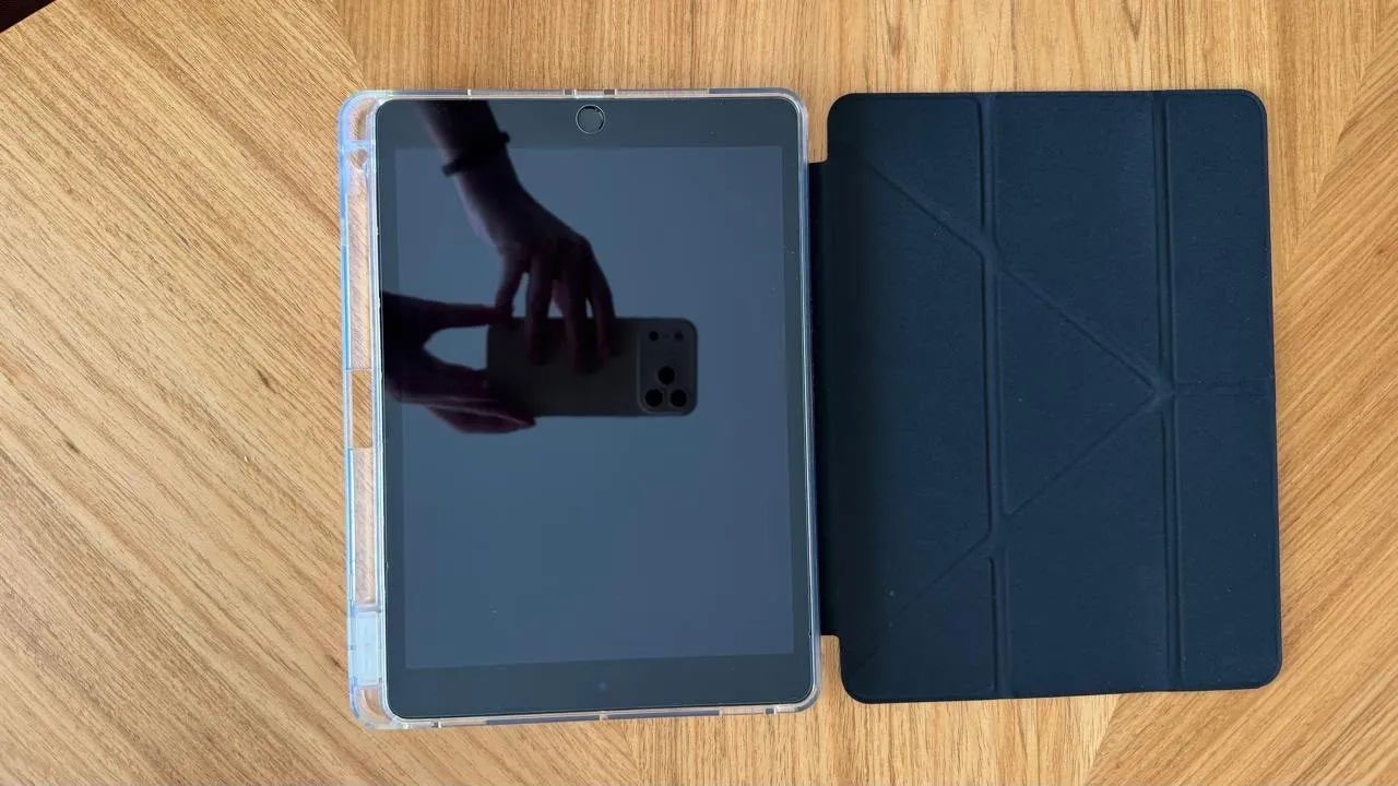 Ipad 9° geração 64GB + capa - Foto 2