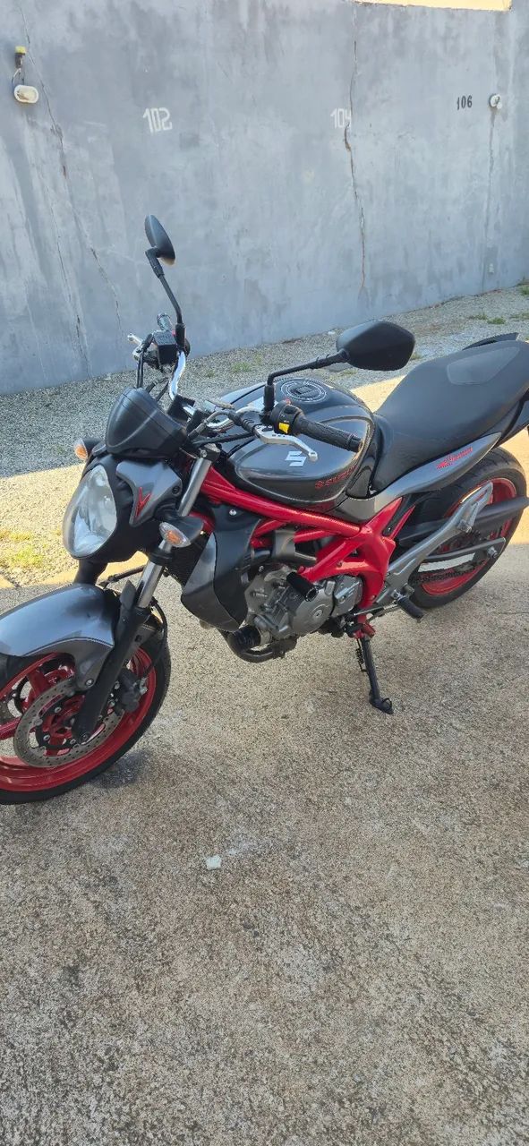 SUZUKI GLADIUS 650c - Foto 3