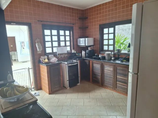 Sobrado estilo rústico | 227m² | 4 quartos | varanda ampla. - Foto 3