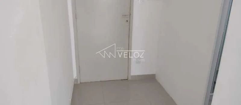 Apartamento : / Residencial / Centro