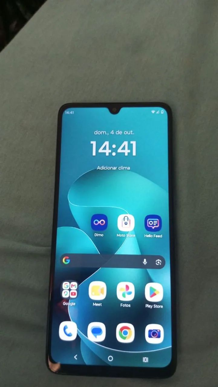 Celular *