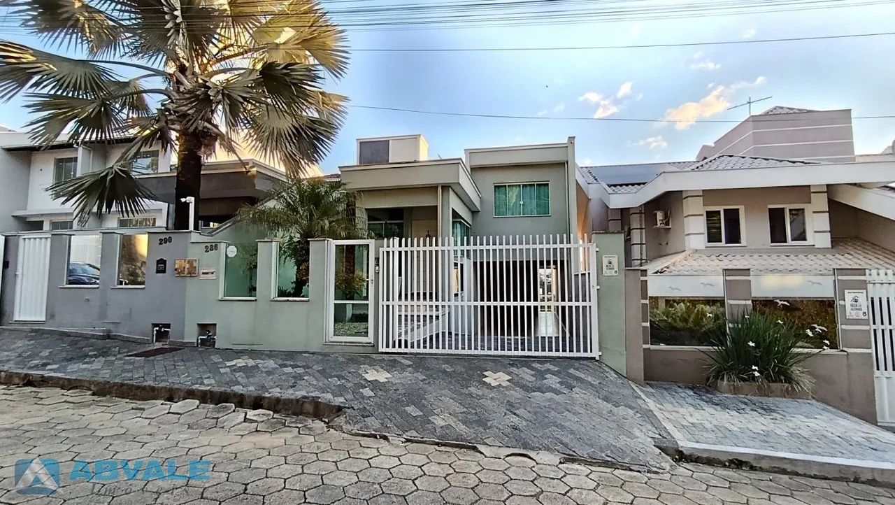Blumenau - Casa Padrão - Velha