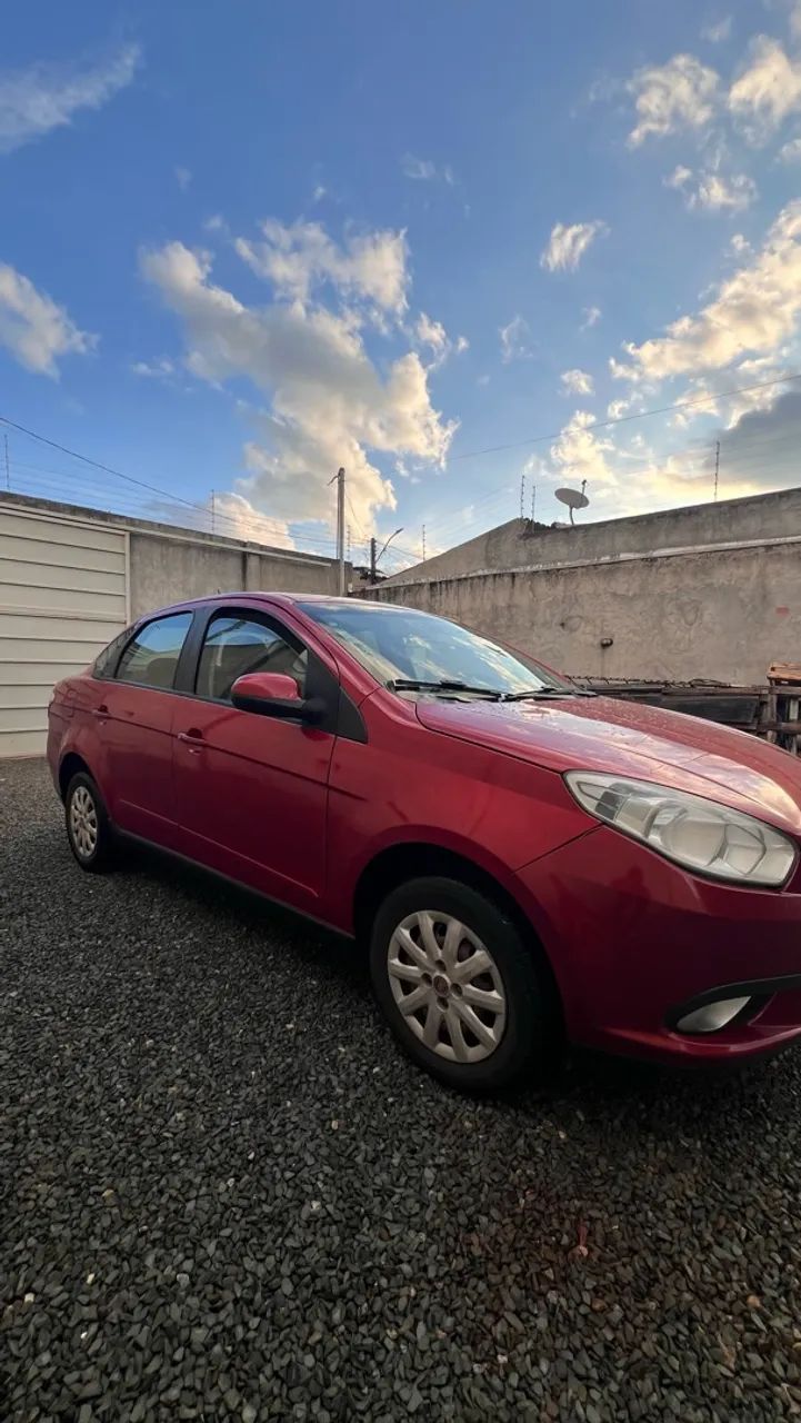 Fiat Grand Siena Grand Siena ATTRAC. 1.4 EVO F.Flex 8V 2013