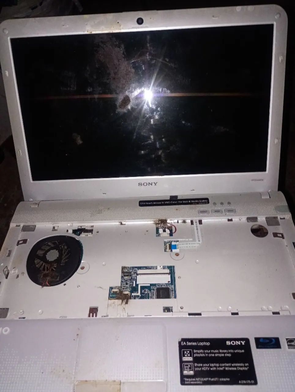 Nootbook modelo PCG 61317L - Foto 2
