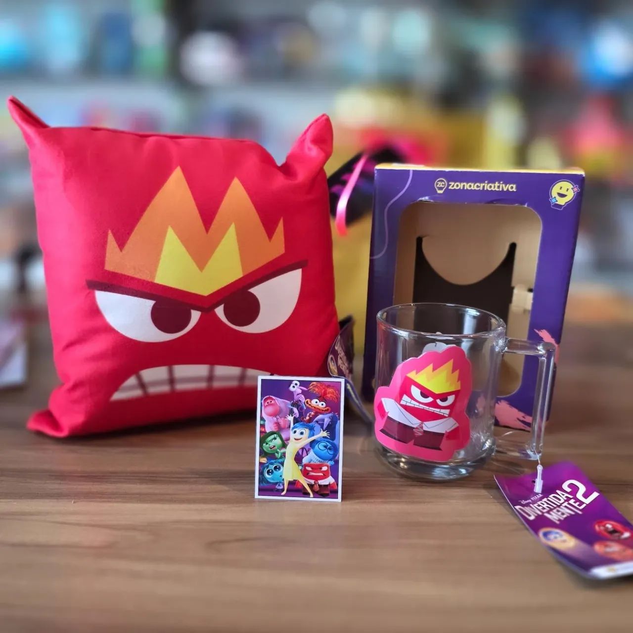 Kit Caneca Divertidamente Raiva