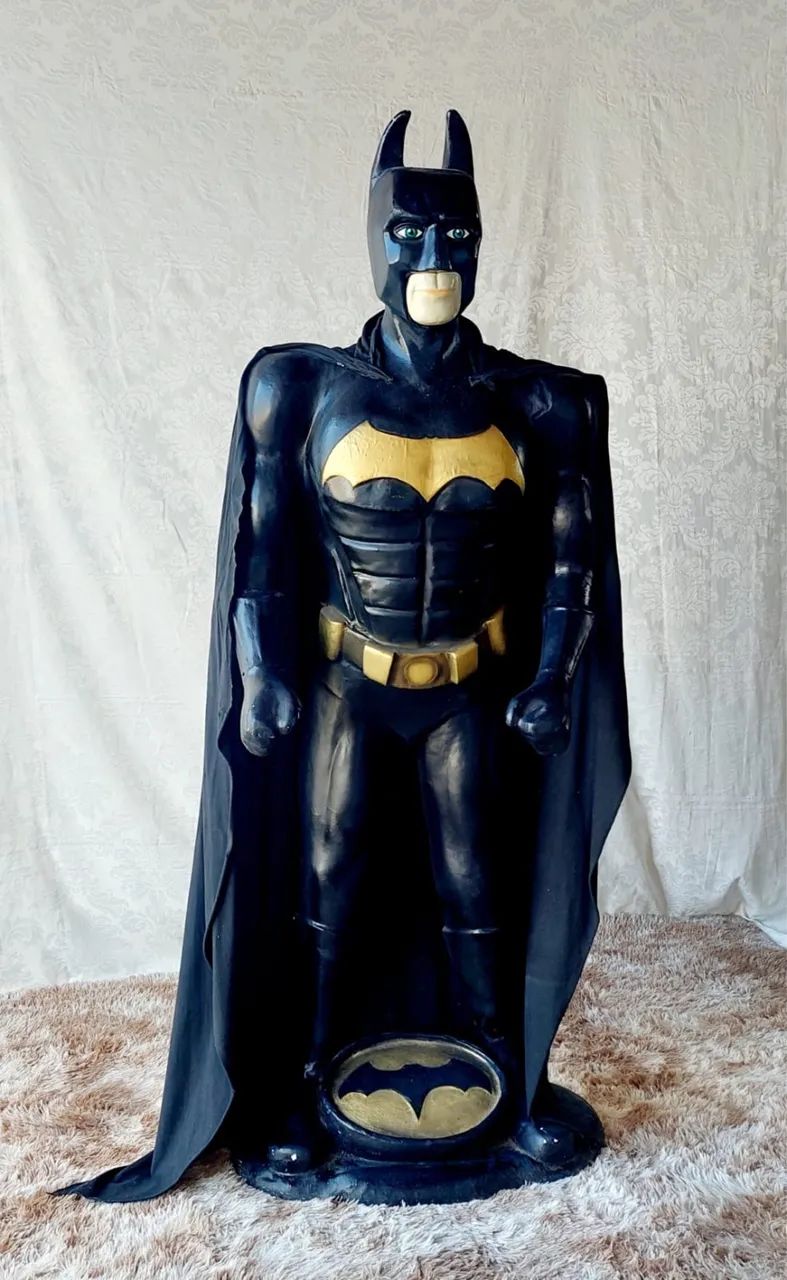 Escultura isopor Batman 2m  - Foto 2