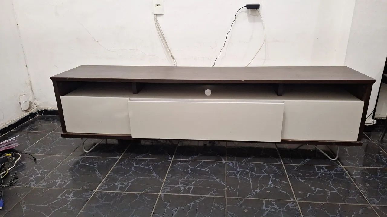 Rack usado. Em bom estado. 3 gavetas.s