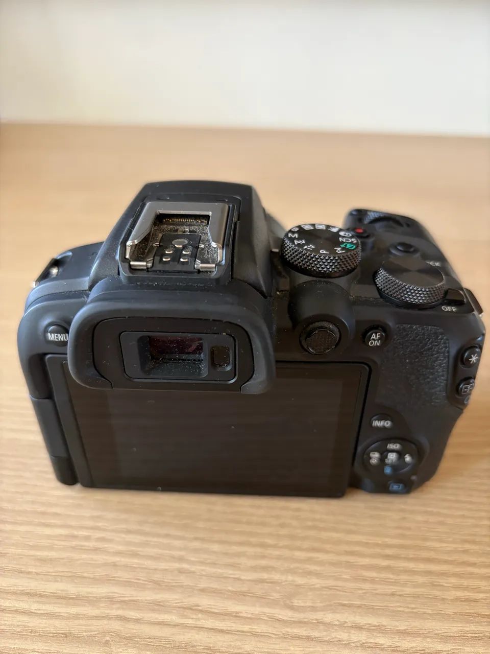 Canon R10 EOS - Foto 4