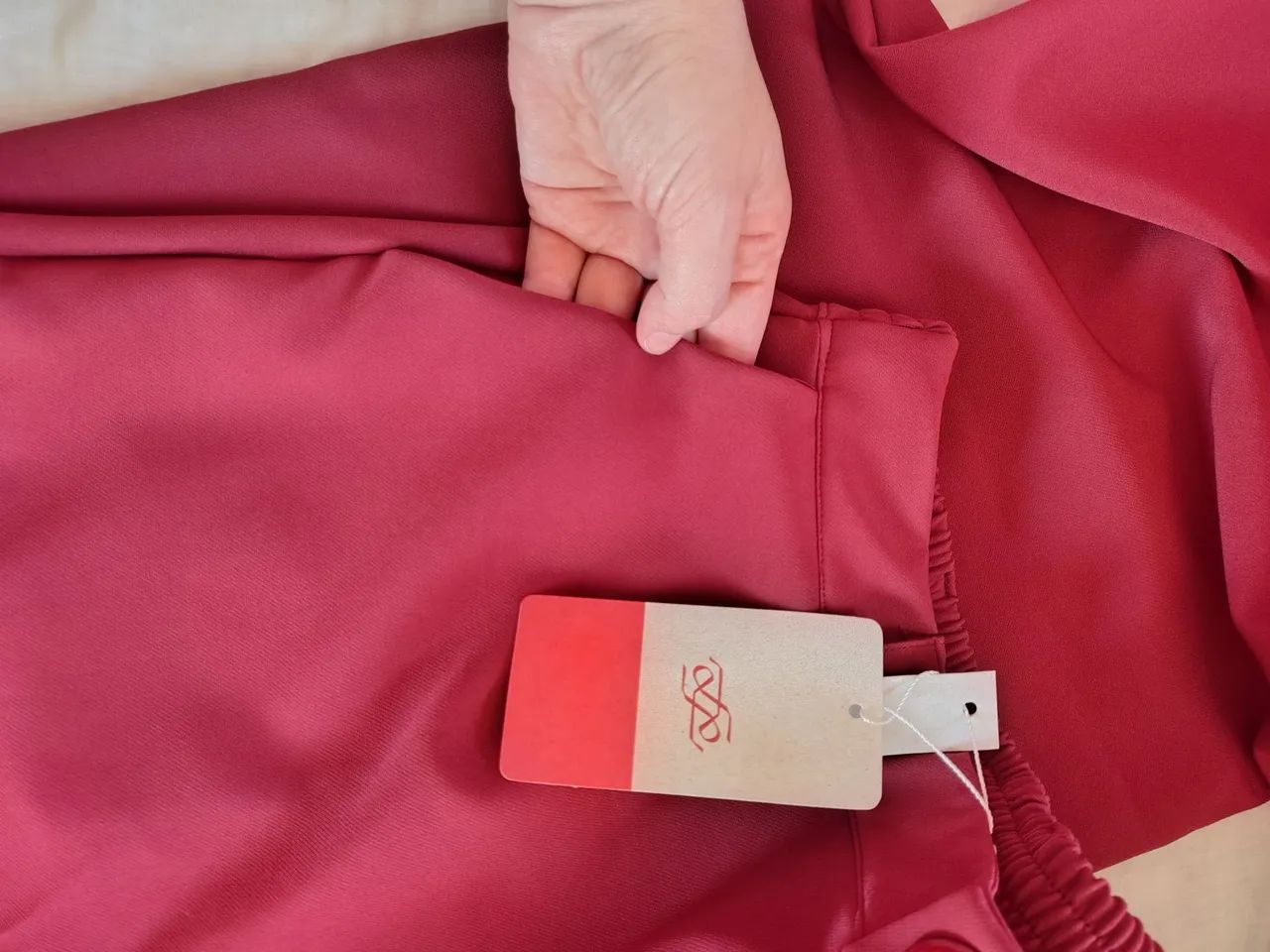 Calça feminina marsala tamanho GG - Foto 3