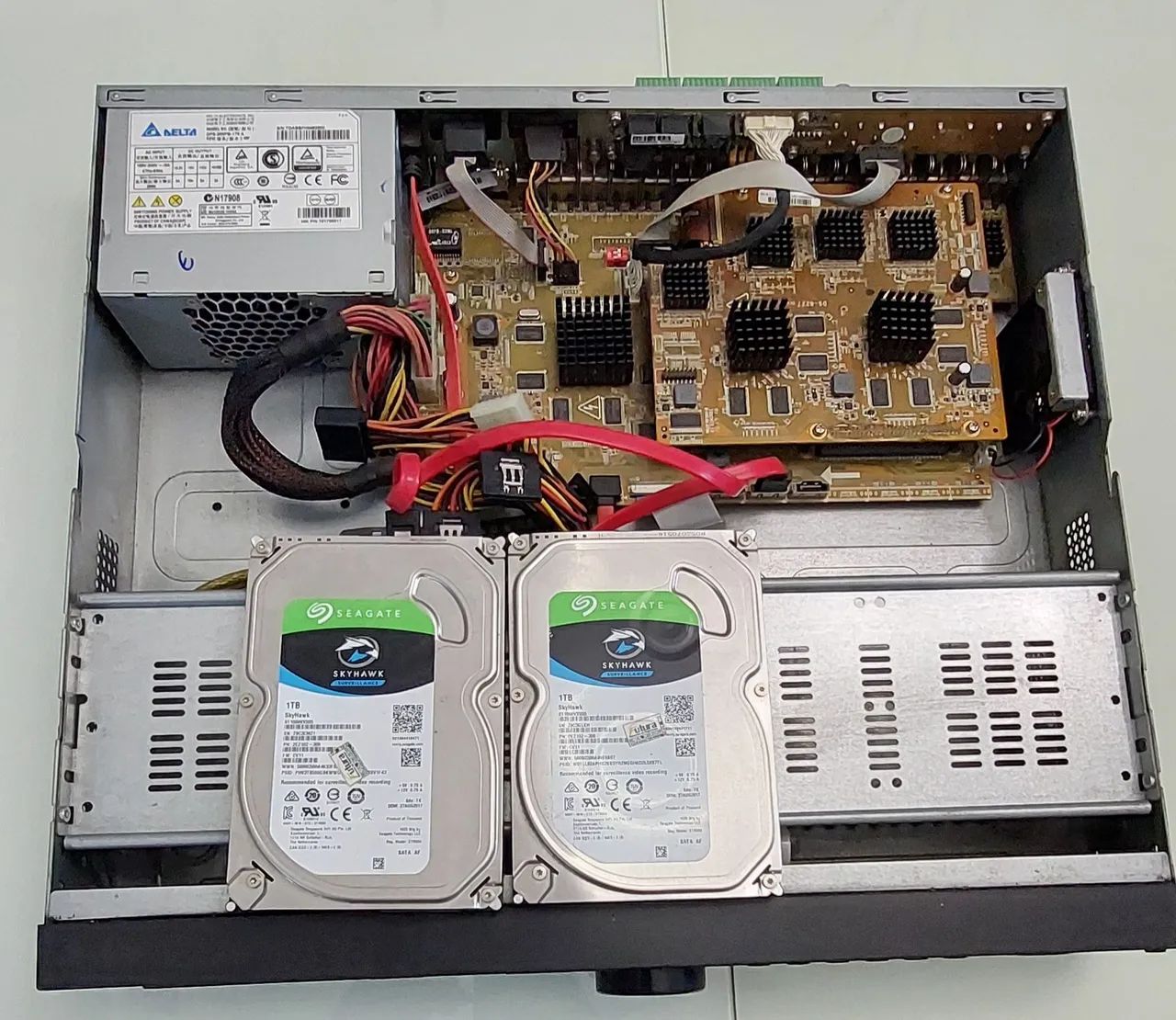 DVR Hikvision - 32 canais c/ 2 TB Memória  - Foto 3