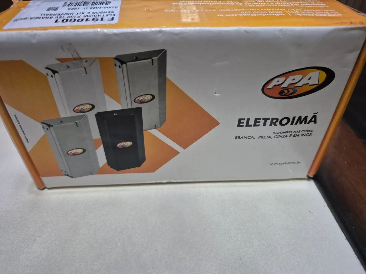 Eletroimã P100 12V Branca com sensor e kit universal - Foto 2