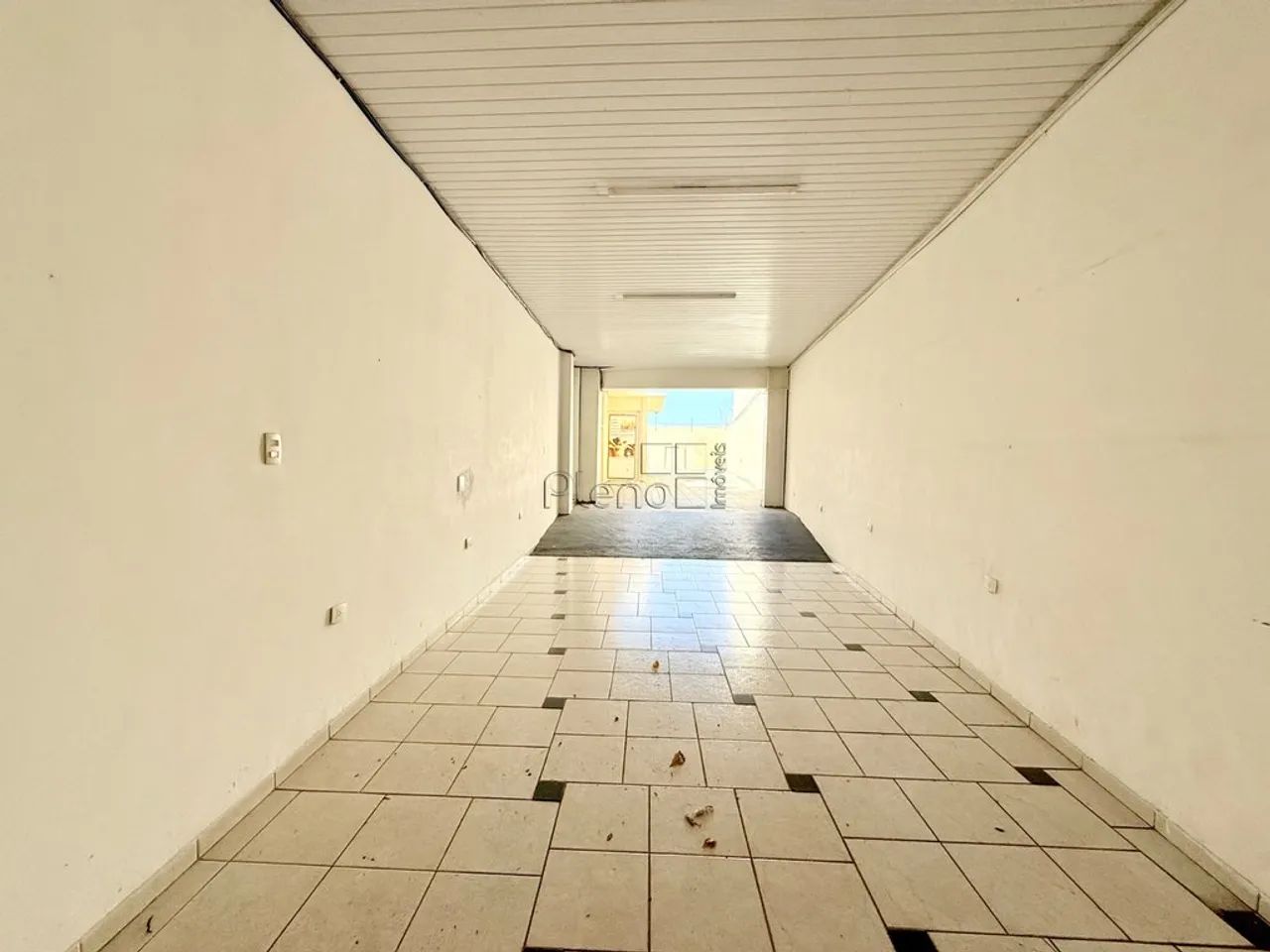 Casa para alugar em Campinas, Bonfim, com 2 quartos, com 200 m² - Foto 2