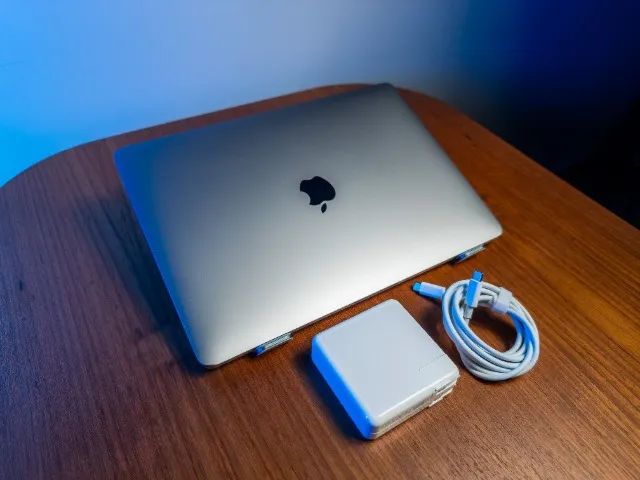 Macbook Pro 13'' M1 Chip 256gbssd 16gb Ram Cinza Apple Space Grey