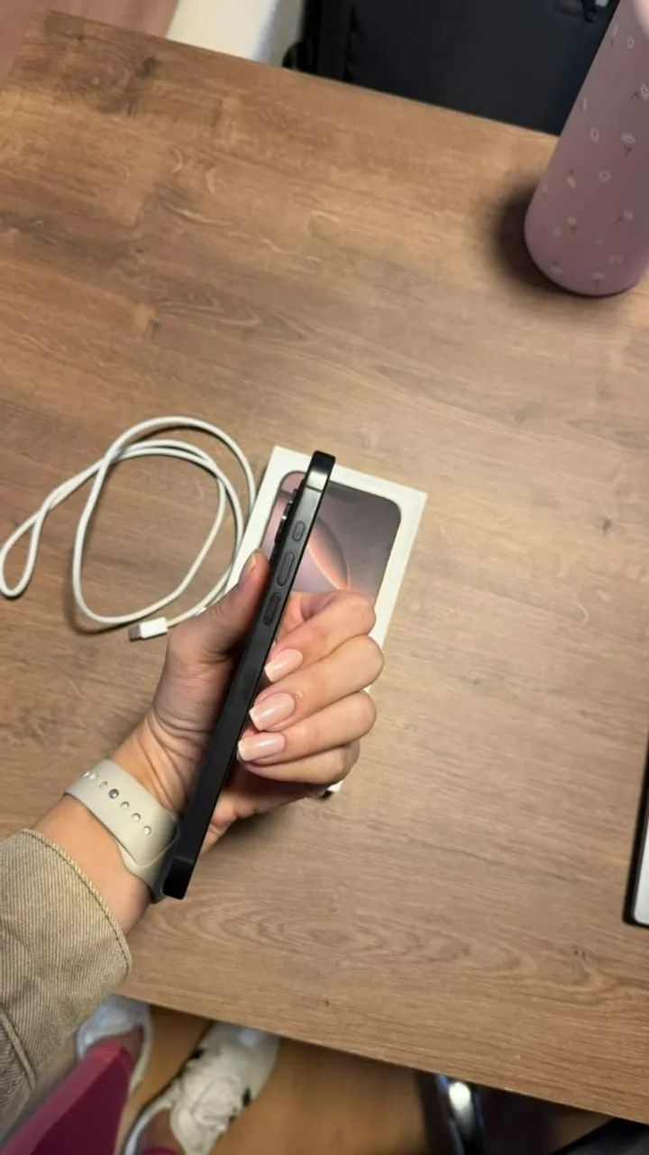 Iphone 15 Pro Max - Foto 4