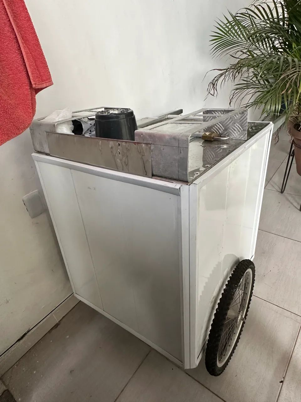 Vende se carrinho de lanche já com sombrinha - Foto 3