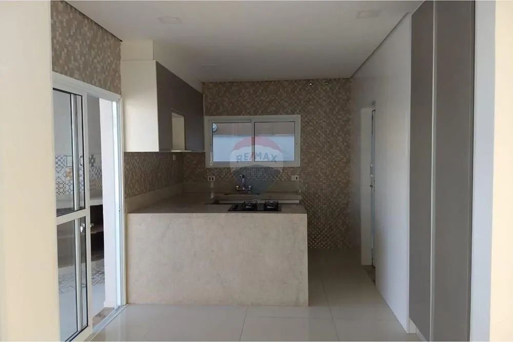 Casa de condomínio para alugar com 220m², 4 quartos sendo 3 suites e 2 vagas e Piscina - Foto 5