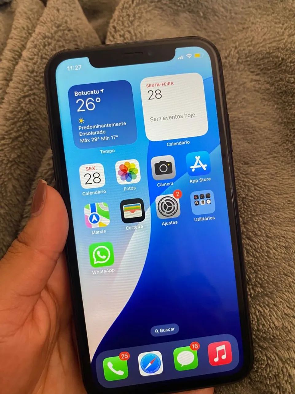iPhone XR