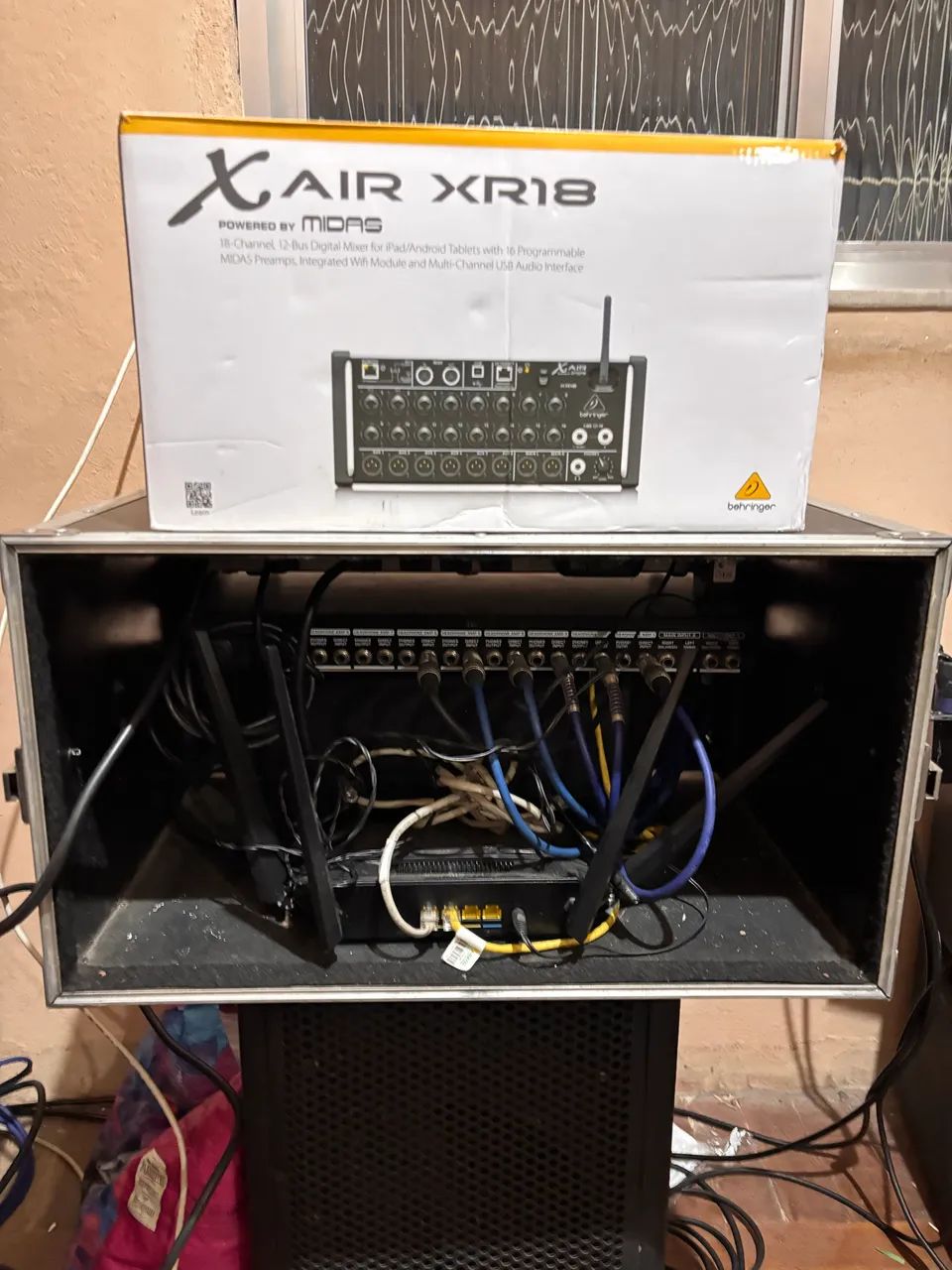 Mesa Digital Behringer XR 18 - Foto 3
