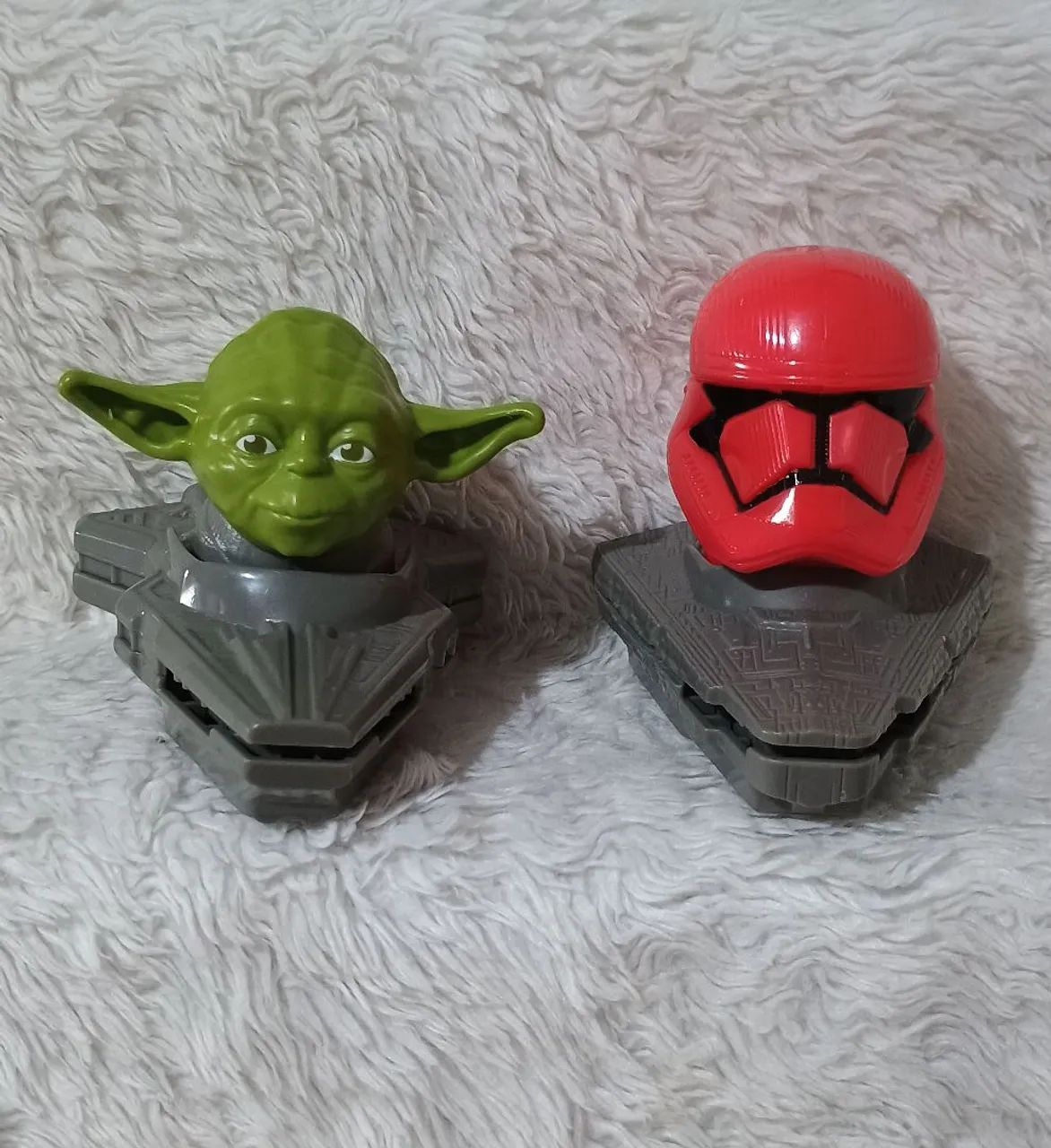 Lote com miniaturas colecionaveis do STAR WARS  - Foto 3