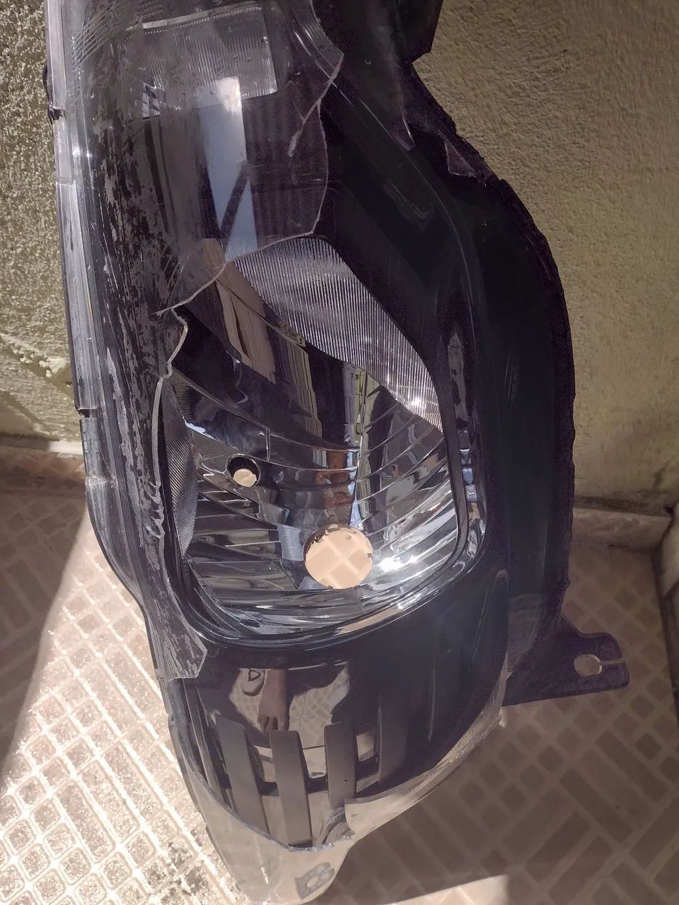 Farol Fiat Mobi S/Lente - Foto 3