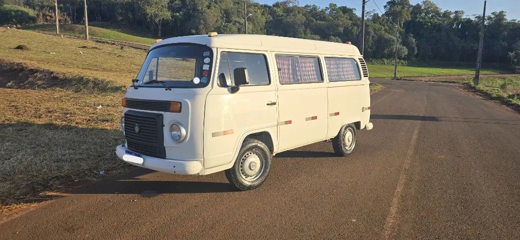 Volkswagen Kombi Kombi Standard 1.4 Mi Total Flex 8V 2009