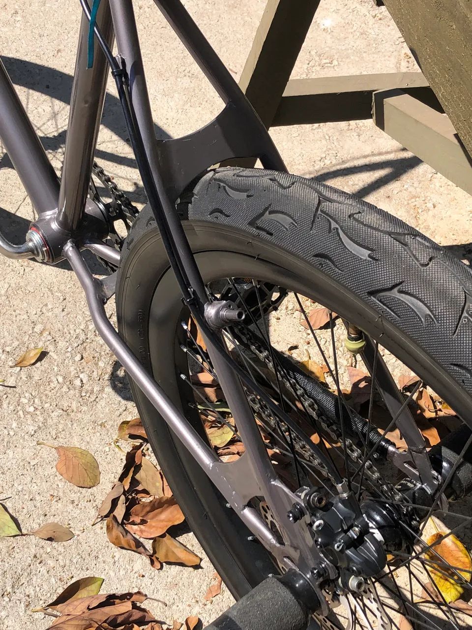 Bicicleta aro 26 tipo BMX - Foto 4