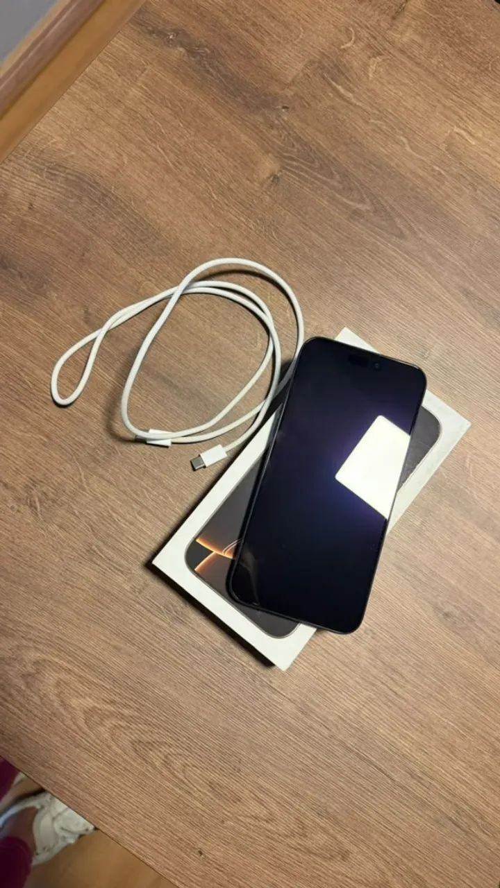 Iphone 15 Pro Max - Foto 2