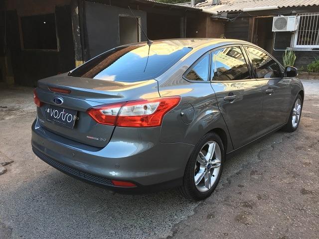 Ford/ Focus Sedan SE AT 2.0 - Foto 8