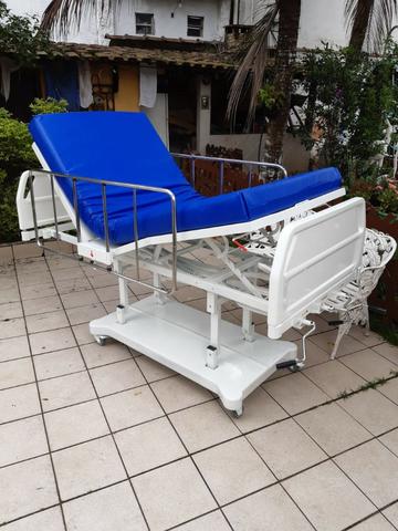 Cama hospitalar 3 manivelas,s luxo com elevação de altura - Foto 4
