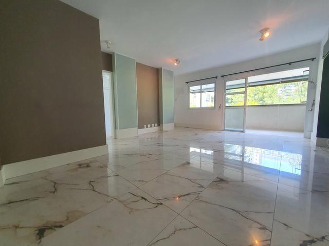 Belíssimo apto de 1 suite com sala ampliada no Reserva Jardim