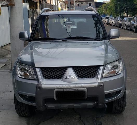 Pajero TR4