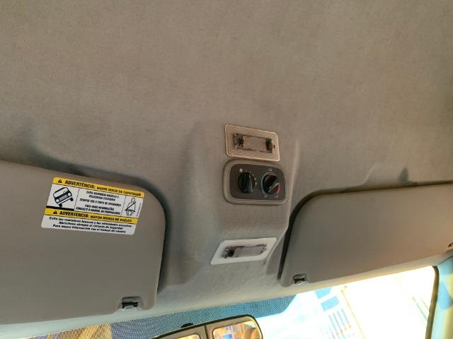 Ford Transit 350L 2013 excelente estado. Opção 20 lugares Ac Troca Ducato Sprinter master - Foto 12
