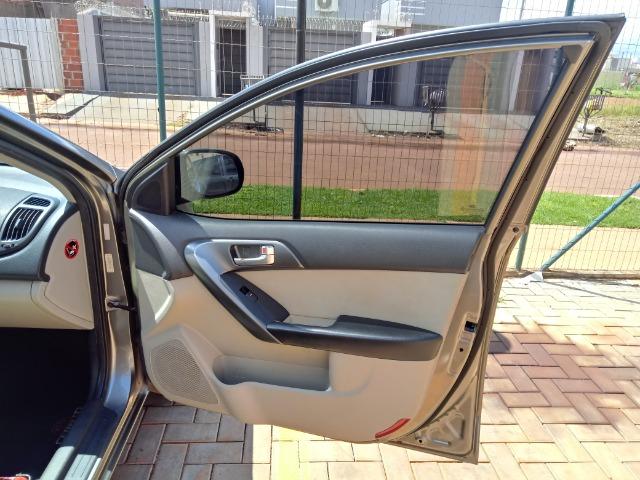 Kia Cerato - Foto 12