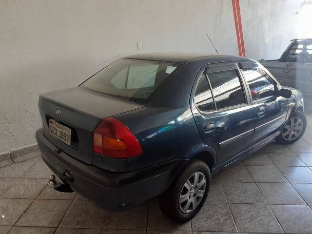Ford fiesta sedan 1.6 2002 - Foto 3