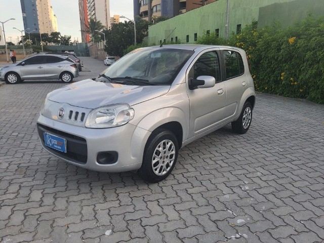 FIAT UNO VIVACE 1.0 8V
