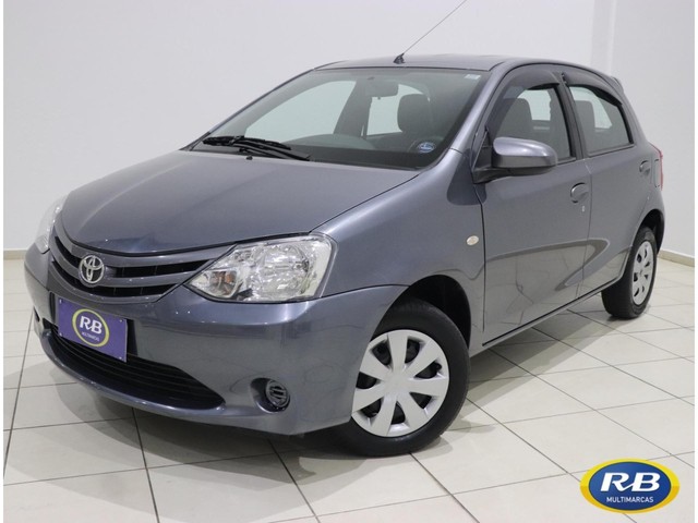 TOYOTA ETIOS XS 1.5