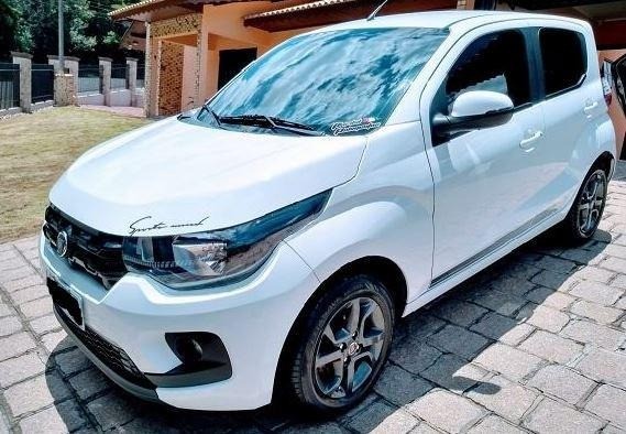 FIAT MOBI LIKE ON 2017 COMPLETO