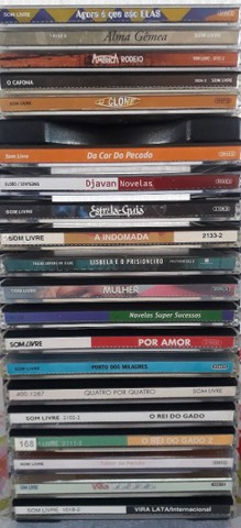Lote com 35 Cds trilhas de novelas Internacionais e nacionais - Foto 3