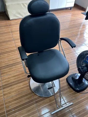 Vendo cadeira de barbeiro reclinável em perfeito estado - Outros itens para  comércio e escritório - Milionários (Barreiro), Belo Horizonte 1255713650