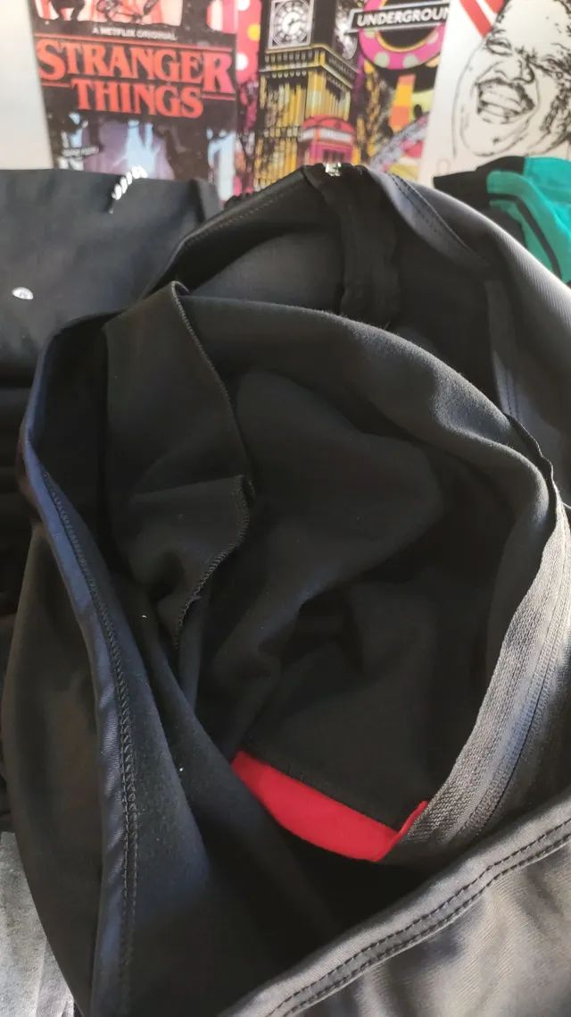 Blusas e calça de moletom  - Foto 4